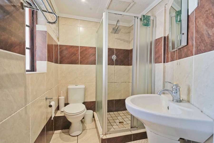5 Bedroom Property for Sale in Vincent Eastern Cape